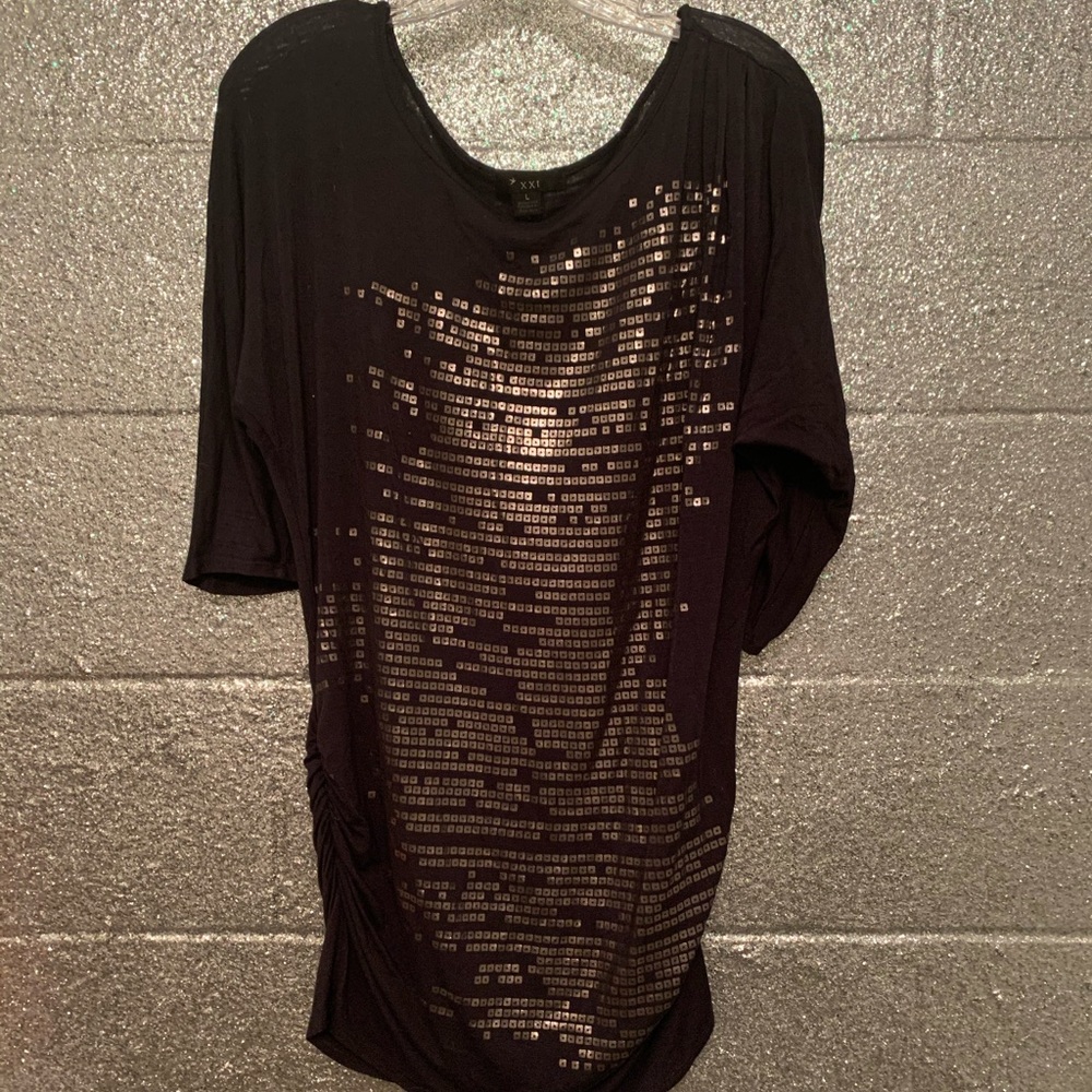 XXI blouse with sparkles